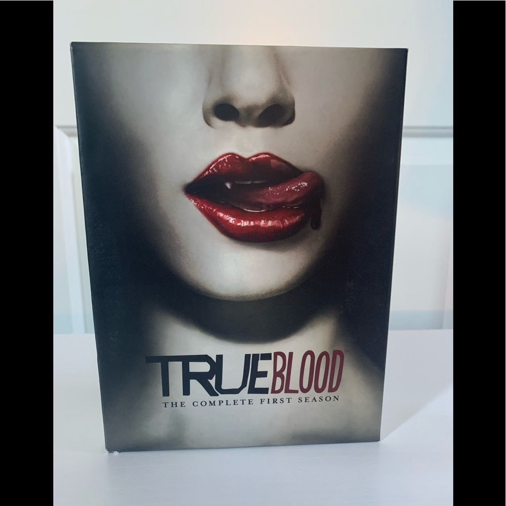 True Blood 🩸 complete first season